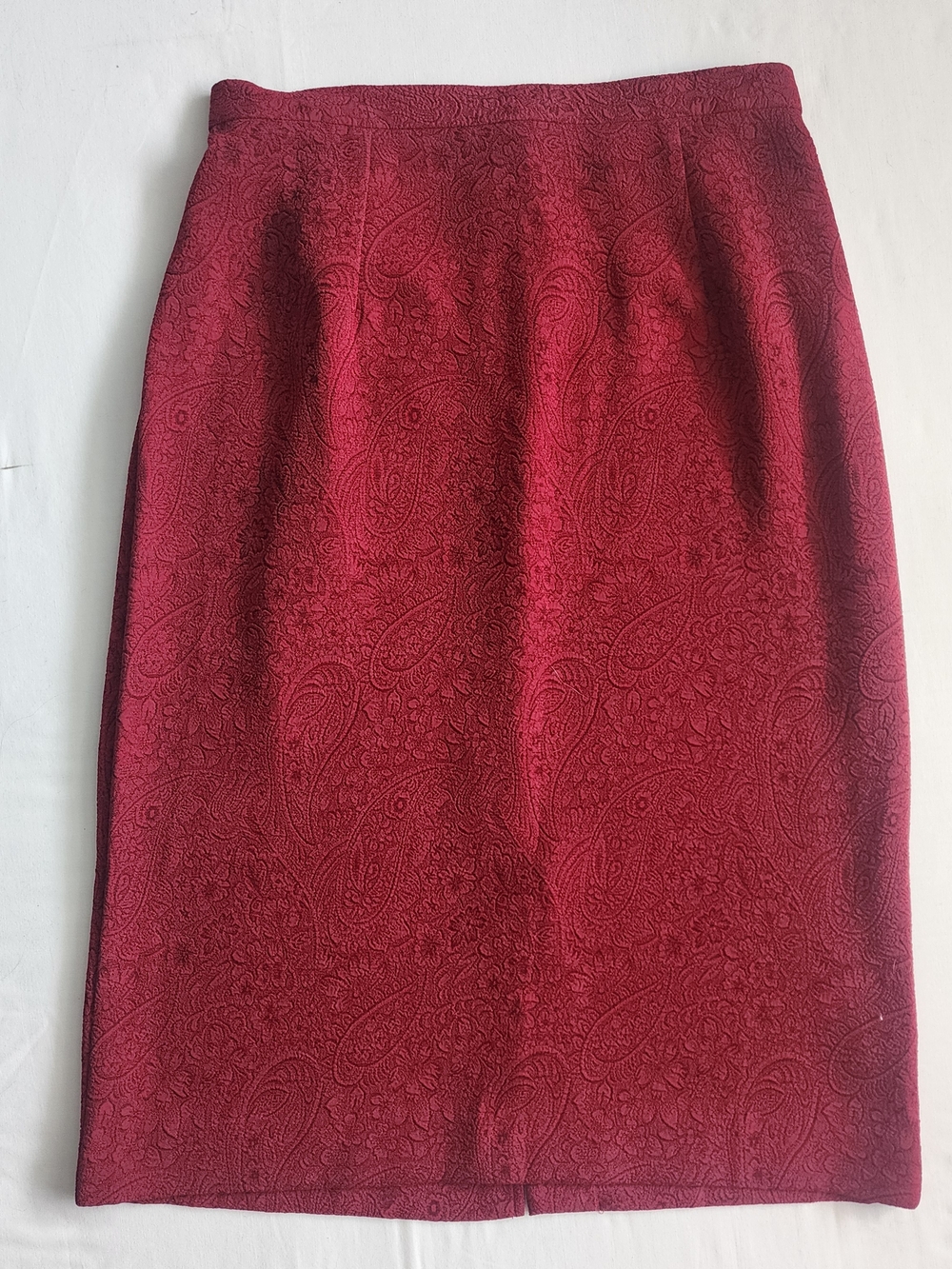 Leslie Fay Red Pencil Skirt Midi Womens Size 8 Paisely Pattern Romantic Goth